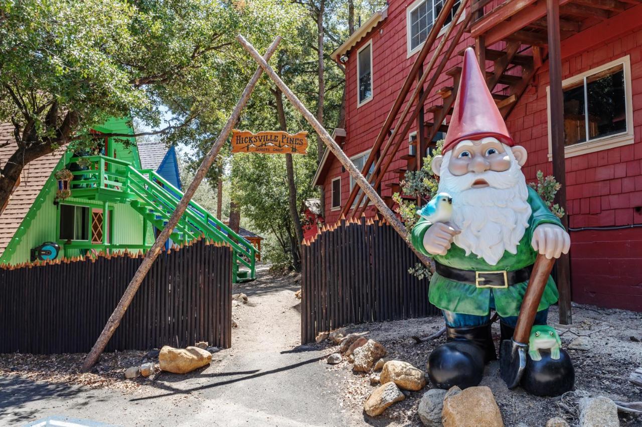 Hicksville Pines Chalets & Motel Idyllwild Ngoại thất bức ảnh