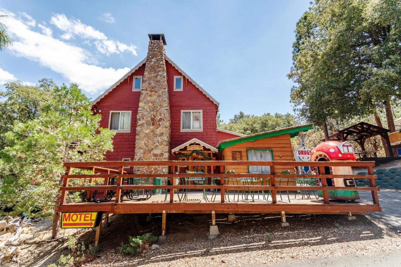 Hicksville Pines Chalets & Motel Idyllwild Ngoại thất bức ảnh