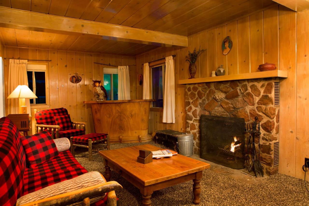 Hicksville Pines Chalets & Motel Idyllwild Ngoại thất bức ảnh