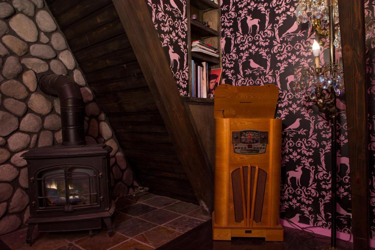 Hicksville Pines Chalets & Motel Idyllwild Ngoại thất bức ảnh