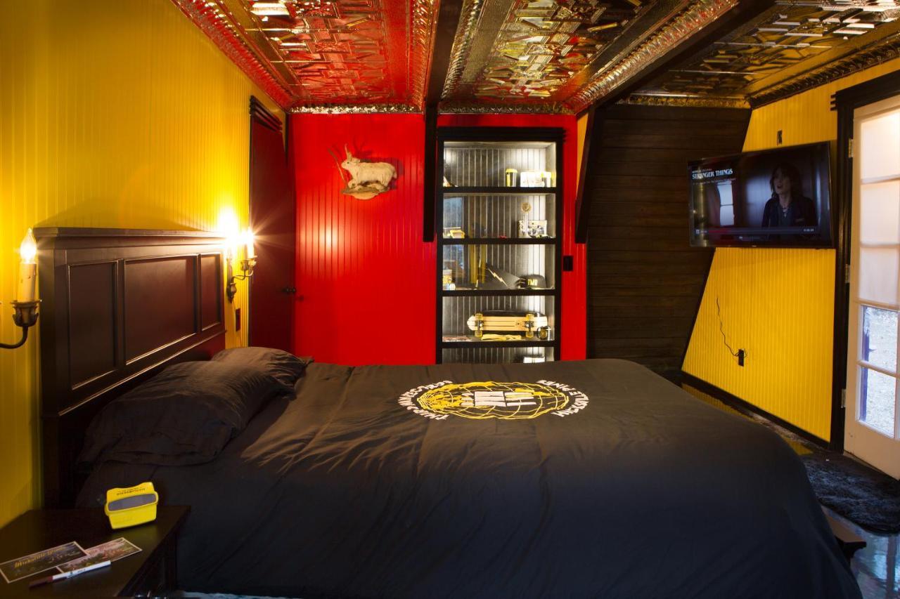 Hicksville Pines Chalets & Motel Idyllwild Ngoại thất bức ảnh