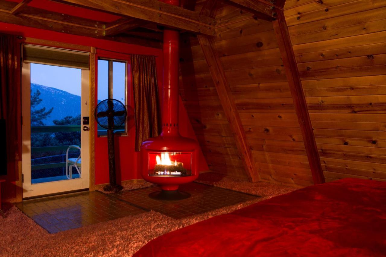 Hicksville Pines Chalets & Motel Idyllwild Ngoại thất bức ảnh