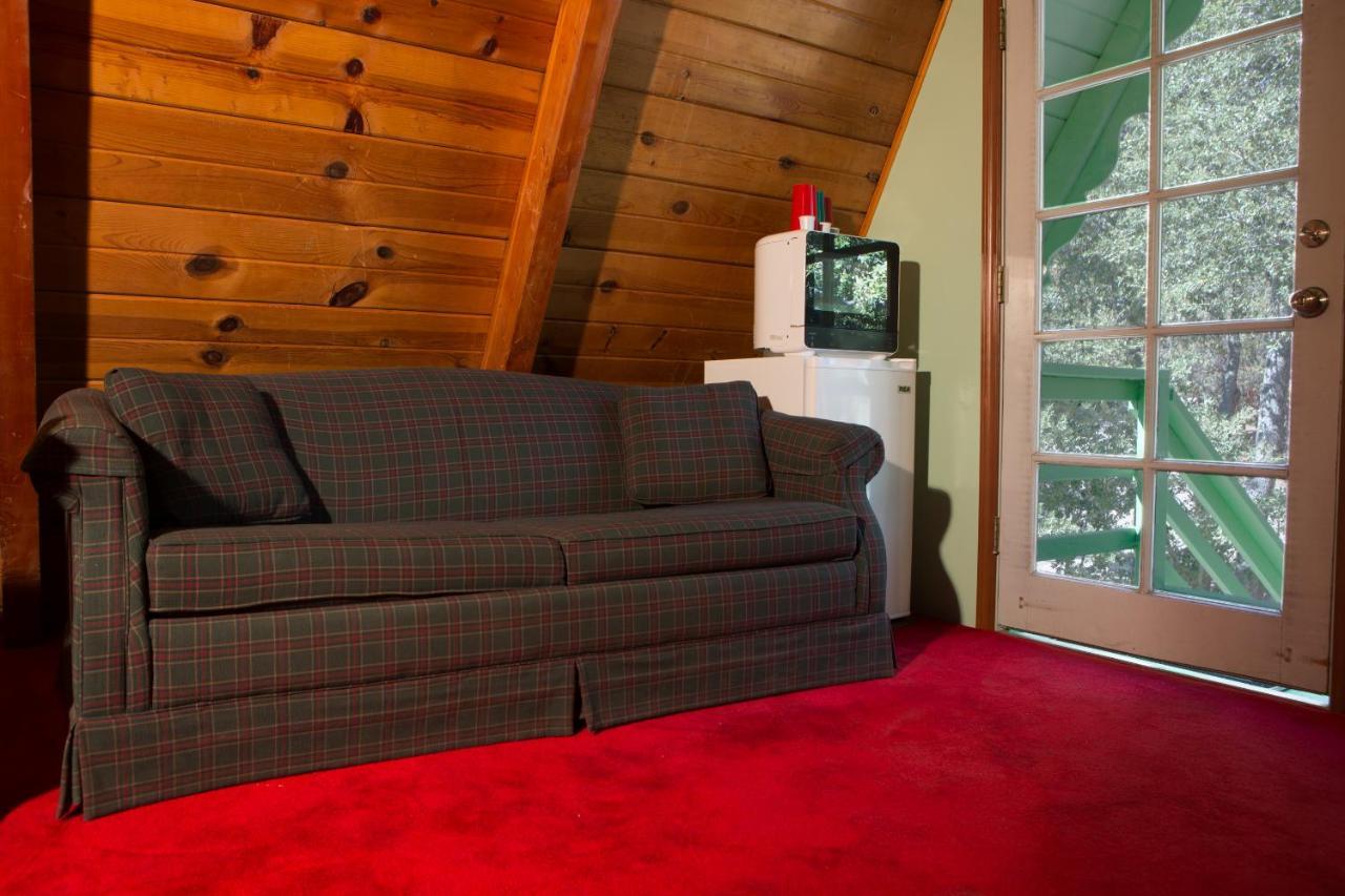 Hicksville Pines Chalets & Motel Idyllwild Ngoại thất bức ảnh